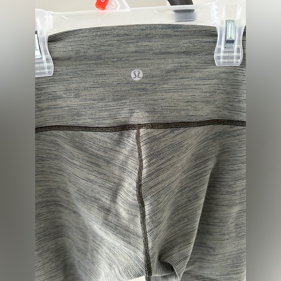 Lululemon Athletica Gray Leggings Modern Fit - Picture 5 of 9